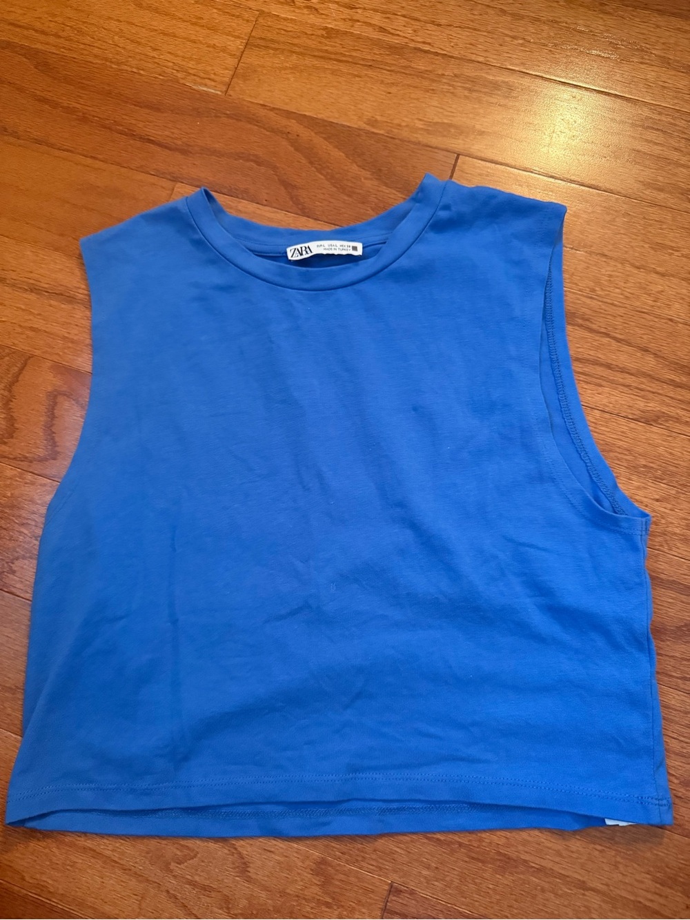 Zara Women’s Blue Cropped Tank Top Size Large